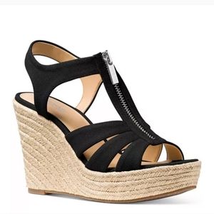 Michael Kors Berkeley Wedge Sandal- Black size 7.5